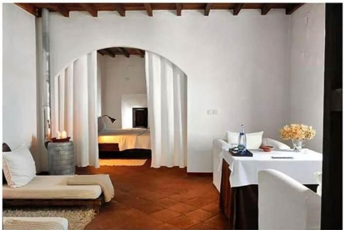 Hospederia Convento De La Parra, 06176 (Adults Only) Hotel La Parra  Exterior photo
